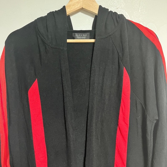 ZARA Man Black & Red Open Front Hoodie / Cardigan- Size M - Picture 3 of 9